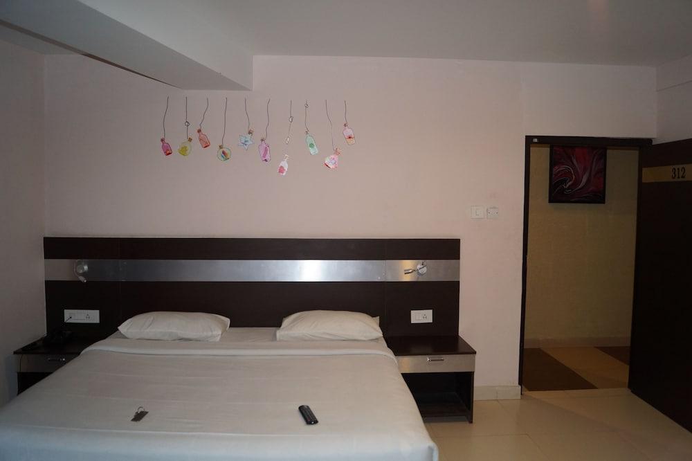 Vinayaga Inn By Poppys, Ooty Luaran gambar